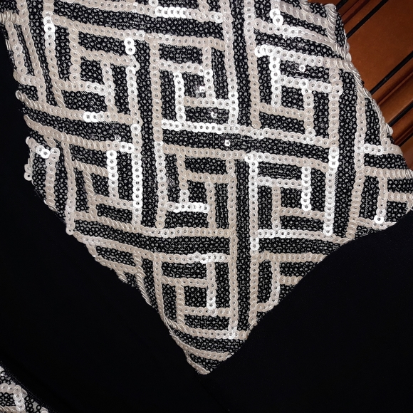 Gown - Picture 10 of 15